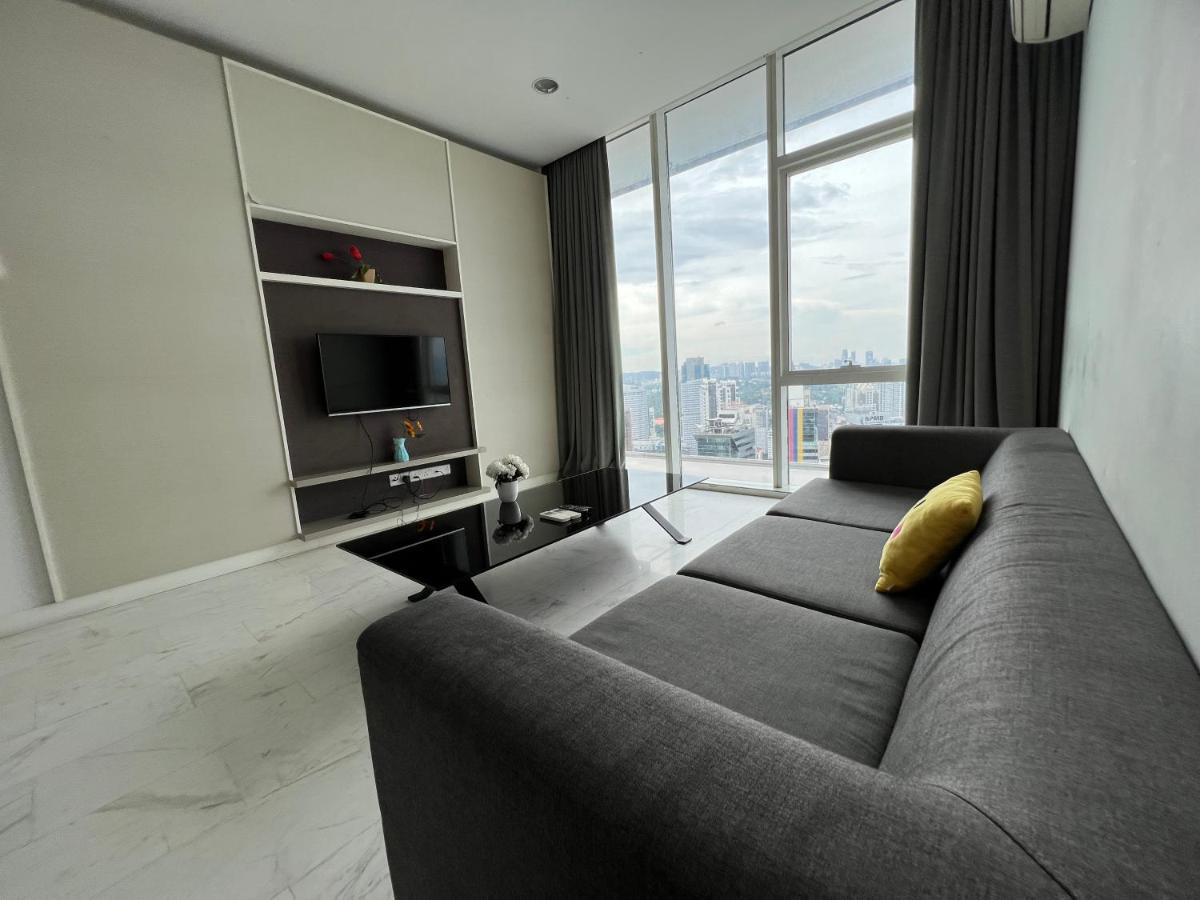Amazing Pool By Platinum Suites Klcc Kuala Lumpur Exterior photo